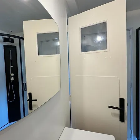 شقة Comfortable 16 M Nest In *