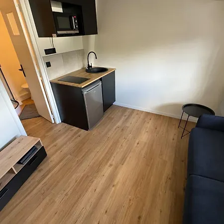 Comfortable 16 M Nest In Caen